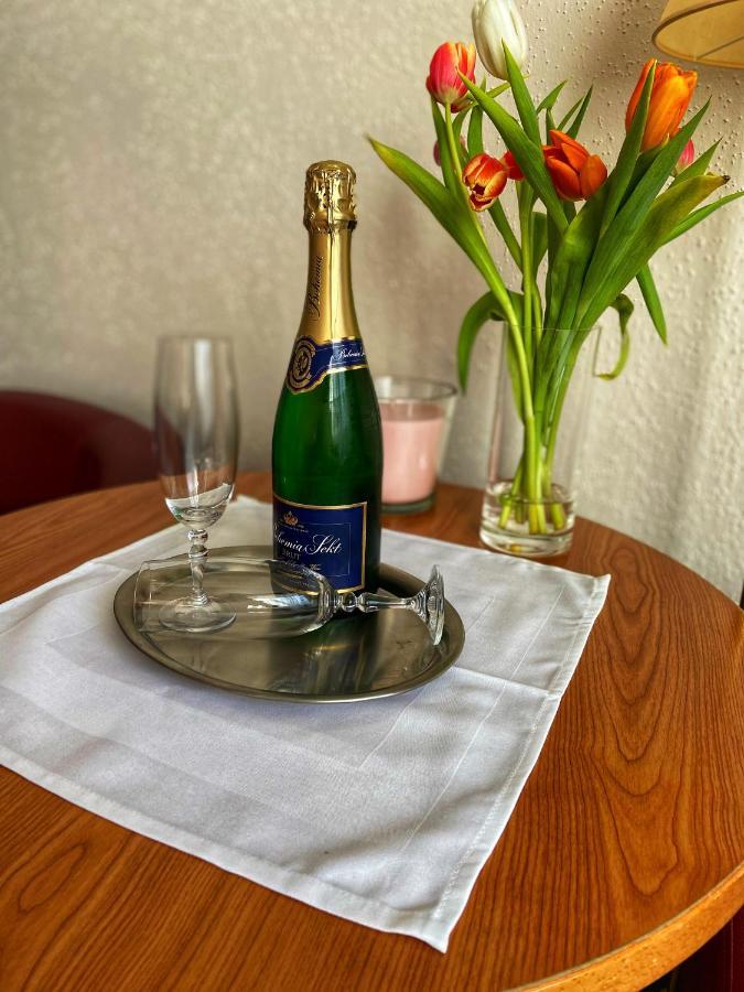שב Garni Hotel Pyramida מראה חיצוני תמונה